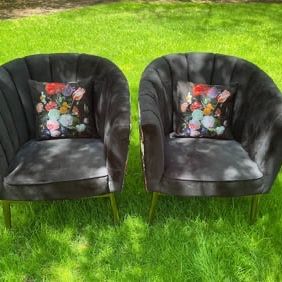 August Summer Auction