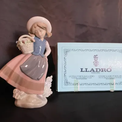 The Vintage 1960s Estate Pt 2 Online Auction by Caring Transitions - Ends 8/27!