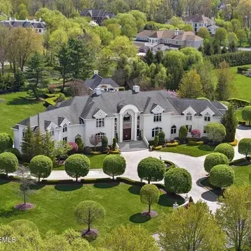 COLTS NECK...DUE PROCESS ESTATES...4 DAY DESIGNER BLOWOUT MOVING SALE...ENTIRE CONTENTS...