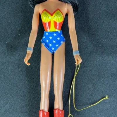 Comics Toys & Sideshow Statues