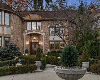 55% OFF Luxury Estate Sale | McIntosh Audio, Arcade Games, Chinese filigree, SuHai & Sig