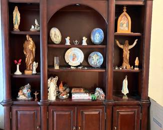The Rusty Trunk LLC opens to “Family/Ohana” Estate Sale