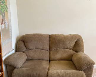 Virginia Fern Circle Estate Sale - April 28th, May 1st and May 2nd