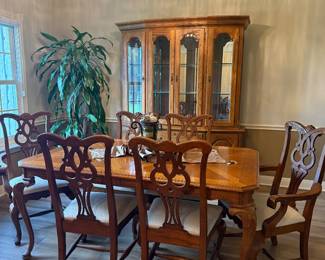 CHANTAL'S PROMOTES AN AMAZING  ESTATE SALE IN GEORGETOWN (UP TO 75% OFF  )