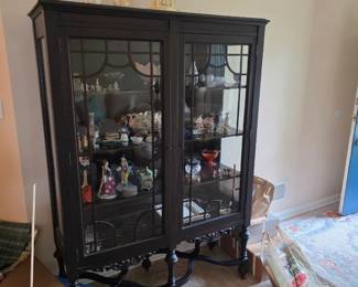 Lakewood Estate Sale ~ Furniture, Collectibles, Vintage Pieces, China, Jewelry and More