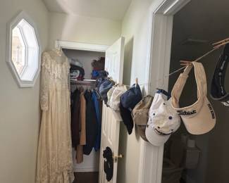 estate sale moving / tag / downsizing