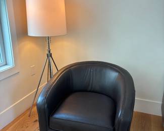 Bywater Condo Sale: Furnishings, Art & Everyday Essentials