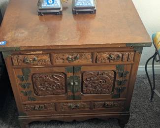 7/18 Sunny's Asian Decor, Jewelry & Estate Finds 300+