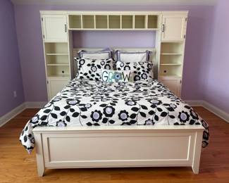Pottery Barn, Crate & Barrel, Tiffany and More in Fairfield, CT