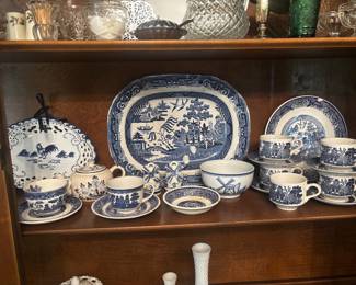 Boaz Area Hefner Family Estate Sale by McGehee Estate Solutions