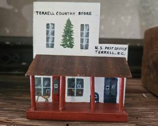 ANTIQUES! Terrell Country Store Owners Lake Home Sale