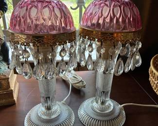 CASHLESS Vintage Treasure Sale