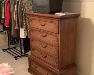 “Down Memory Lane Estate Sales” having another great Appointment Presale/Estate Sale