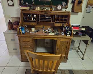 Gingers Estate Sale By Riana