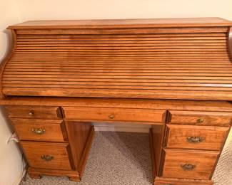 CLOSEOUT Event!!! Antique Furniture, Quilts, Afghans, collectibles, and more!
