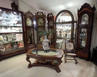 Clocks and Christmas... Laissez les bons temps rouler!!