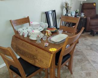 BEAUTIFUL 2 DAY  ESTATE SALE IN SUNLAND SPRINGS VILLAGE IN MESA THIS WEEKEND!!