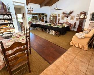 Great Sale in Melbourne!! ( Round 2 ) House is Loaded with Collectibles and Much More!!