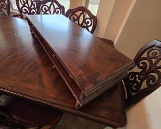 SOUTH CHANDLER ESTATE SALE – DAY 2! UP TO 50% OFF FURNITURE, DÉCOR & MORE!