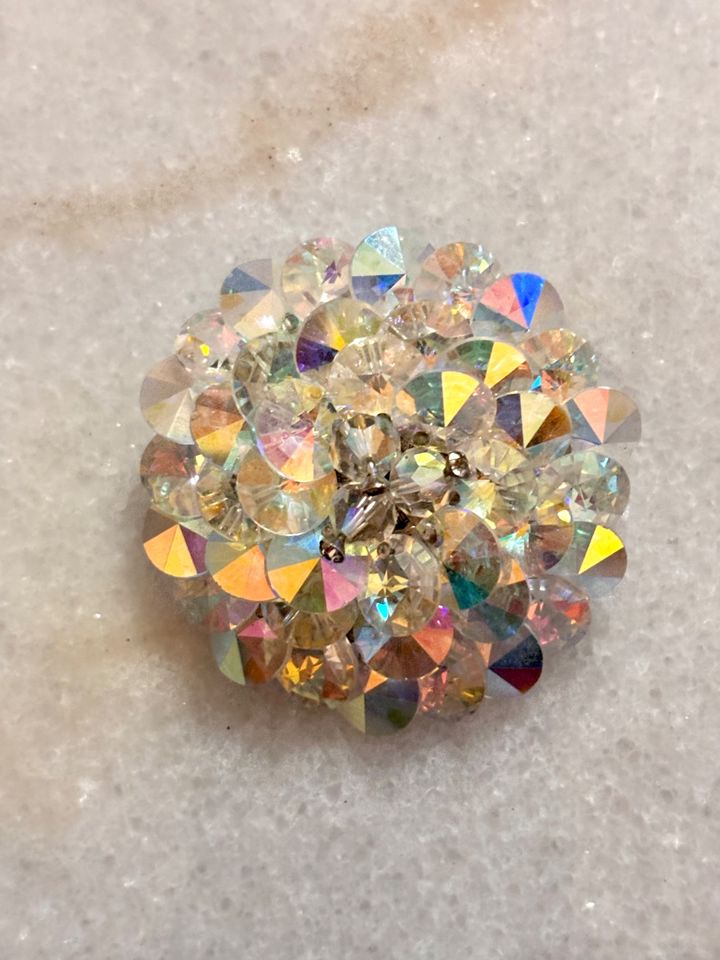Magnificent Jewelry- A Lifetime Collection !